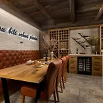 Vakantiehuis Cozy In Zestilac With Sauna Gostinjac